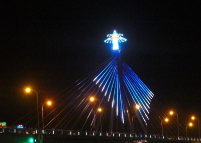 Trang trí đỉnh tháp Cầu Sông Hàn - TP. Đà Nẵng (2011-2017)